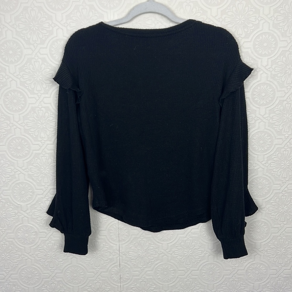 Anthropologie Pilcro Waffle Knit Black‎ Vneck Blouse Sweater Shirt Top Ruffles - Picture 7 of 7